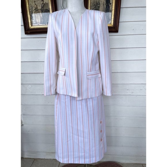 GW Originals Dresses & Skirts - Vintage 1970s White Peach Striped Skirt Suit